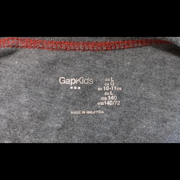 Gap T-shirt - Picture 3 of 3
